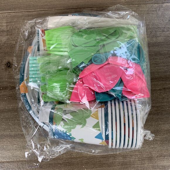 Dinosaur Birthday Tableware Friends Cups Plates Napkins Decor Party Supplies - Picture 9 of 12